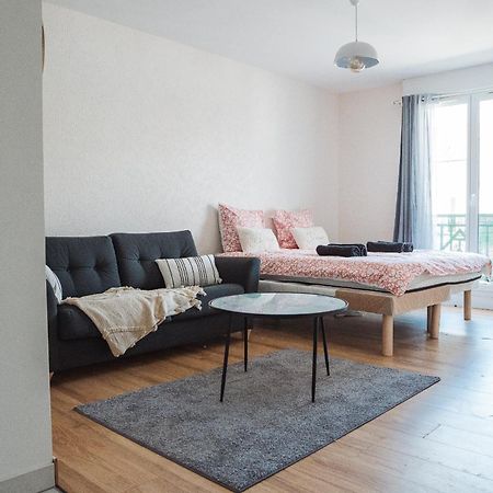 Appartamento Cosy Studio Entre Paris Et Disneyland Paris Esbly Esterno foto